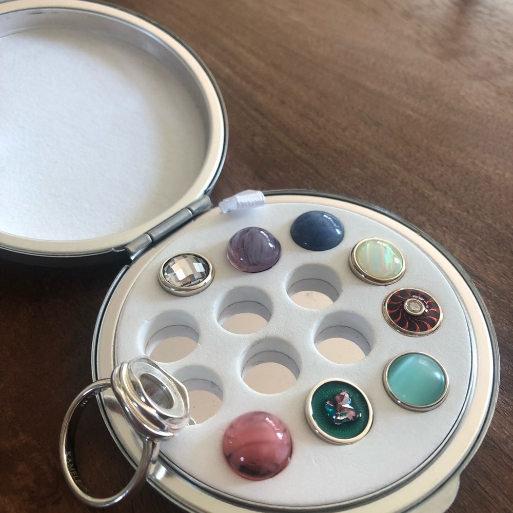 Pop ring